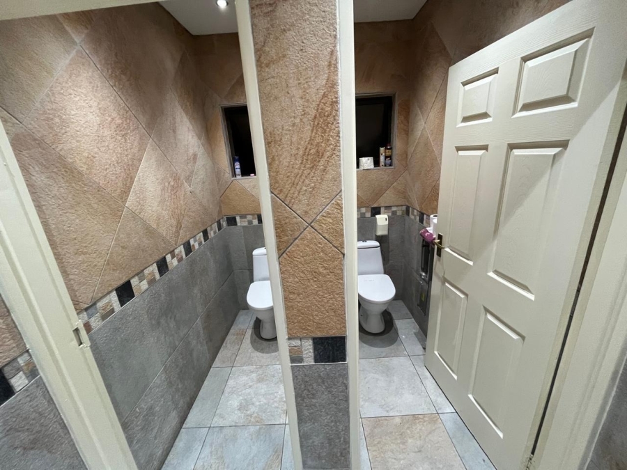 To Let Commercial Property for Rent in Westdene Free State